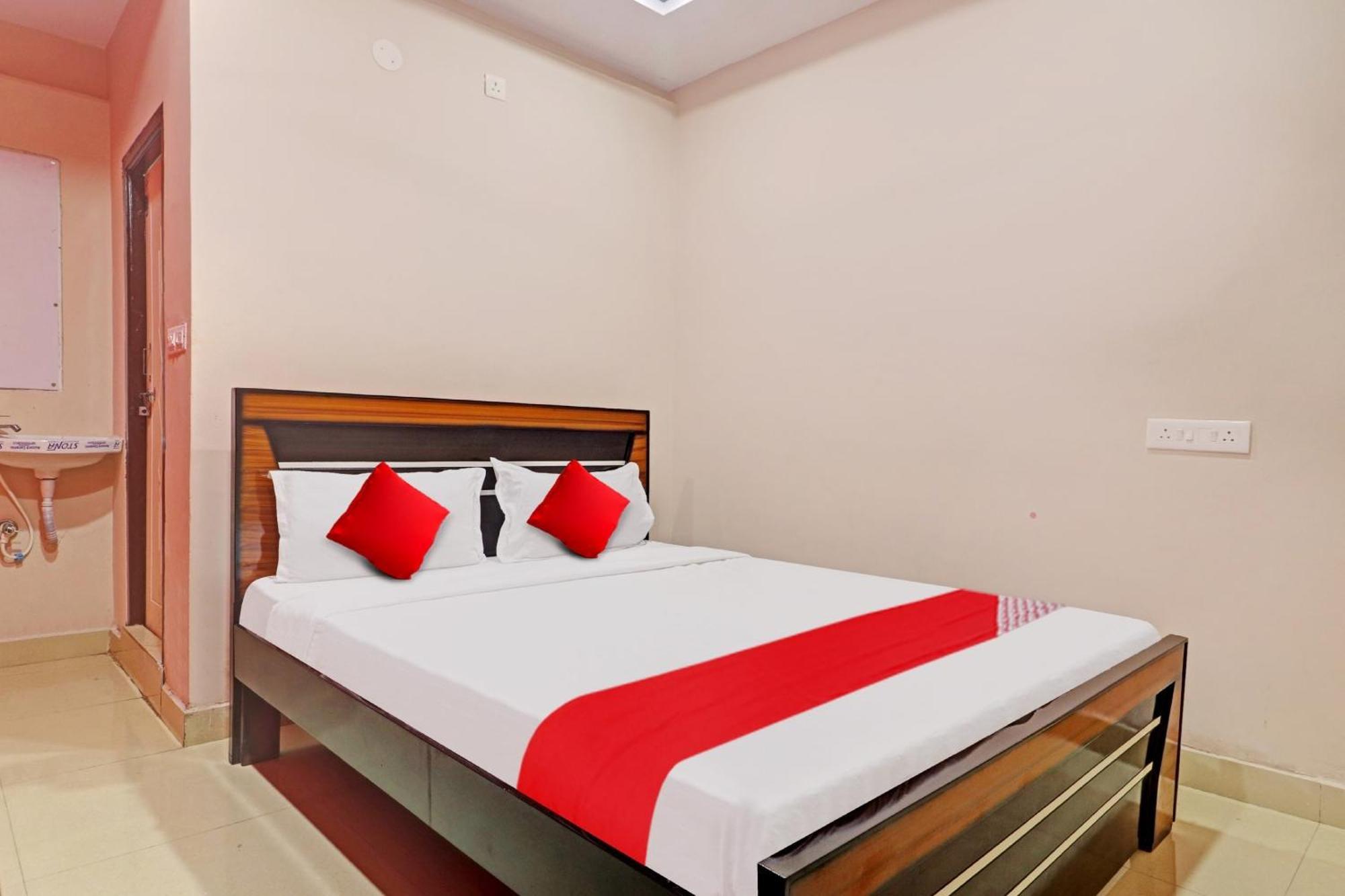 Hotel O Vasista Residency Hyderabad Exterior foto
