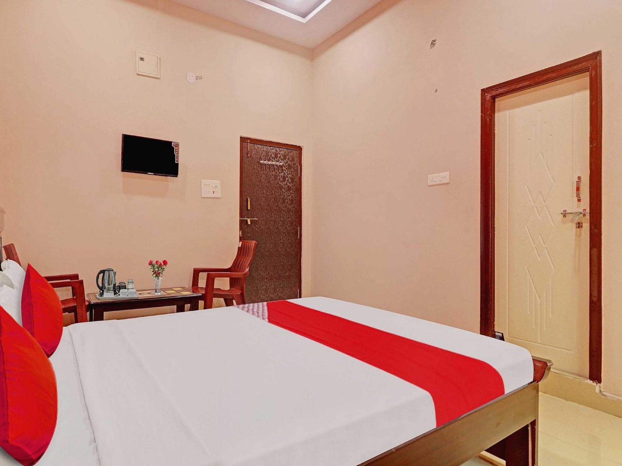 Hotel O Vasista Residency Hyderabad Exterior foto