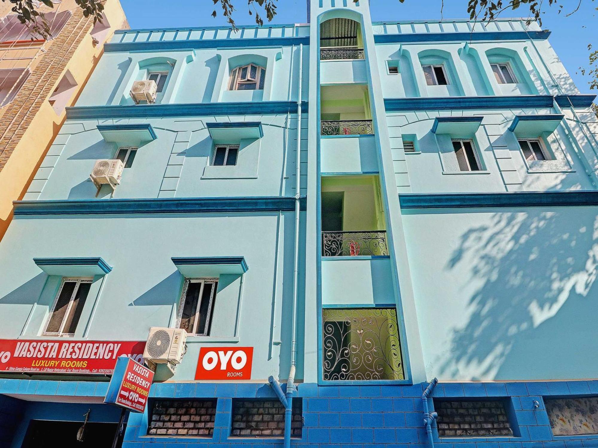 Hotel O Vasista Residency Hyderabad Exterior foto